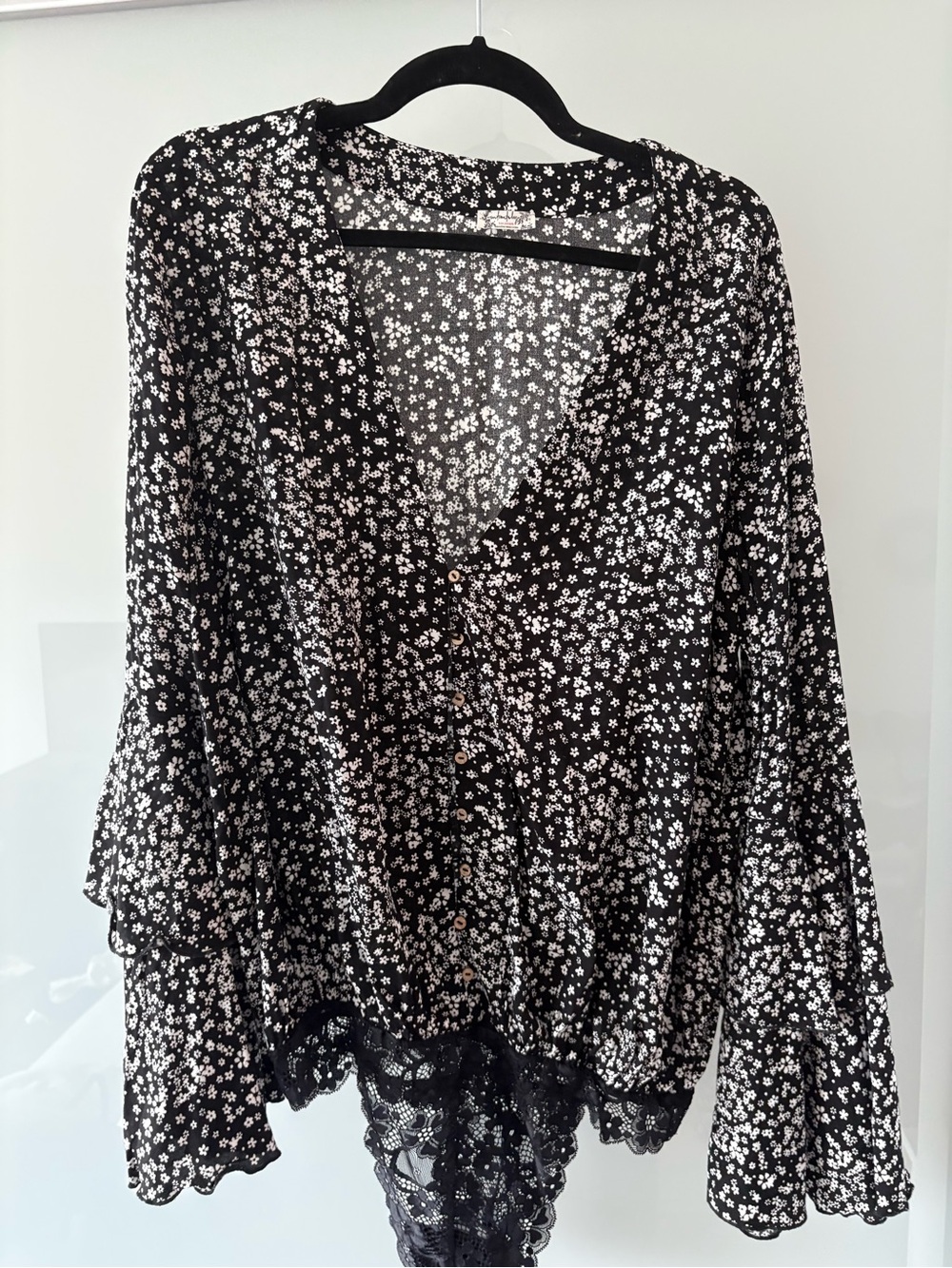 Free People Black Floral 70s Button-Front Blouse NEVER WORN